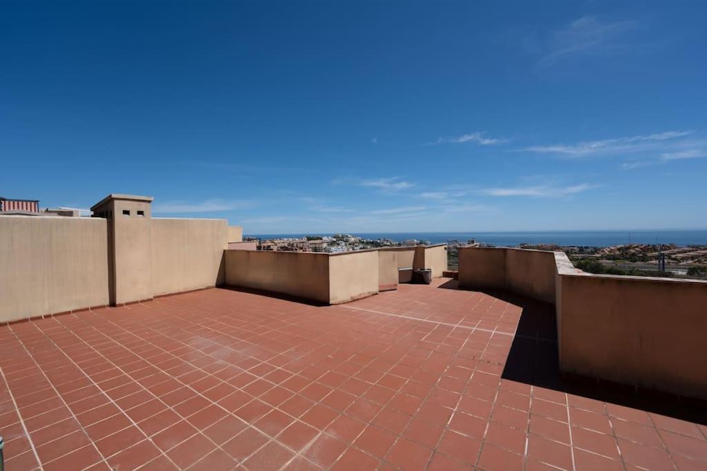 Penthouse Seaview - 3bed & 2bath *