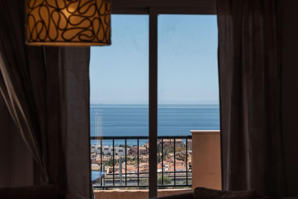 Penthouse Seaview - 3bed & 2bath
